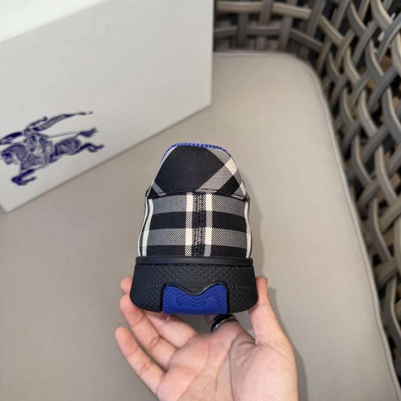 Burberry Low Shoes